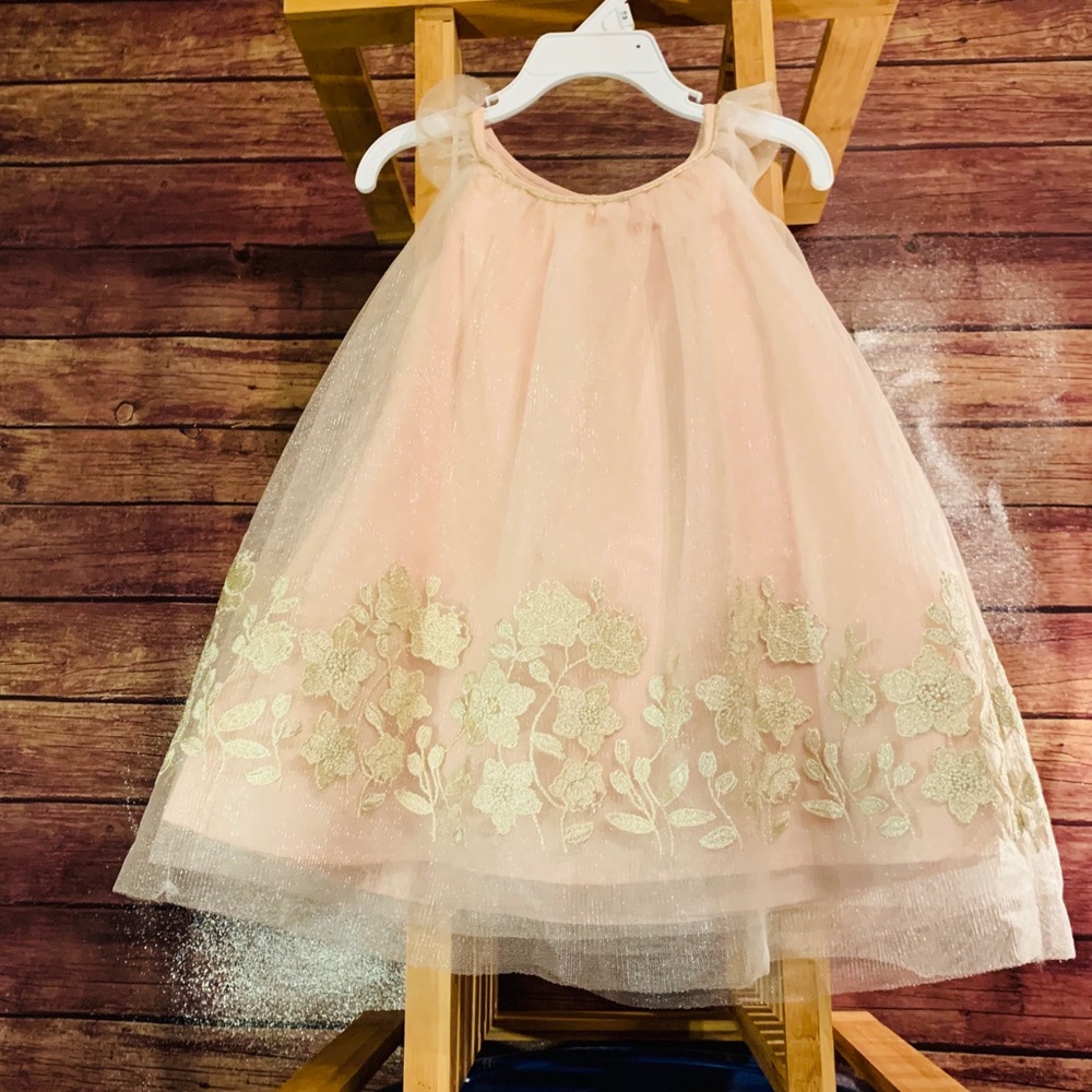 🎉HP 7/3🎉 💕3 for $30💕 BNWT Girls Ruffle-Trimmed Dress